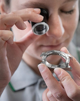 卡罗琳·卡桑德拉-成都积家手表官方售后服务中心